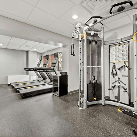 Delta Hotels By Marriott Mount Pleasant Расин Екстериор снимка